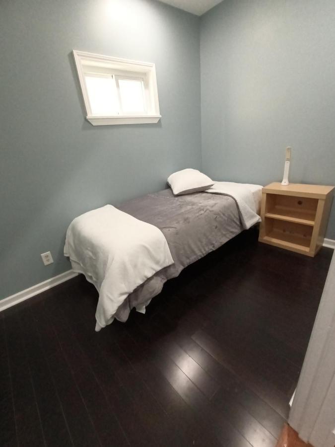 Cozy Updated 3-Br Apartment Near Peace Bridge Buffalo Luaran gambar