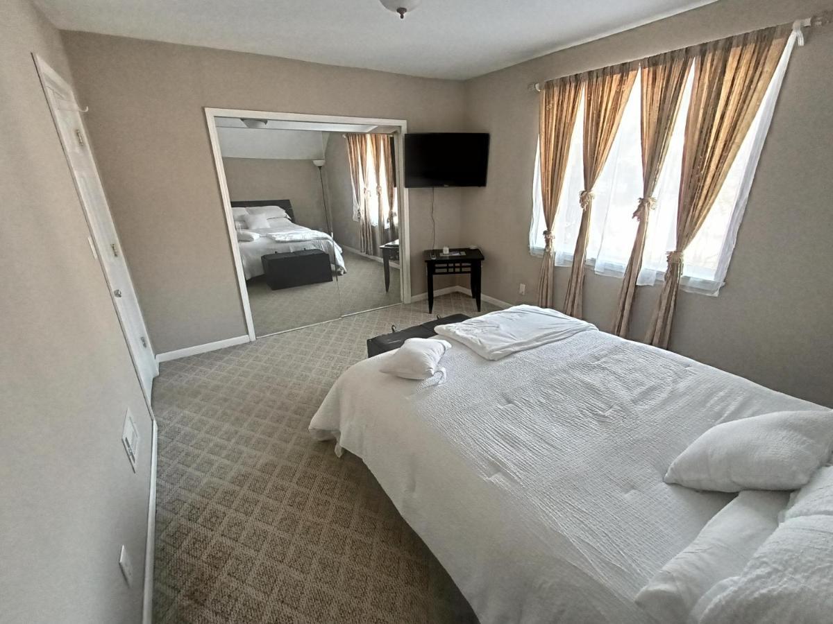 Cozy Updated 3-Br Apartment Near Peace Bridge Buffalo Luaran gambar